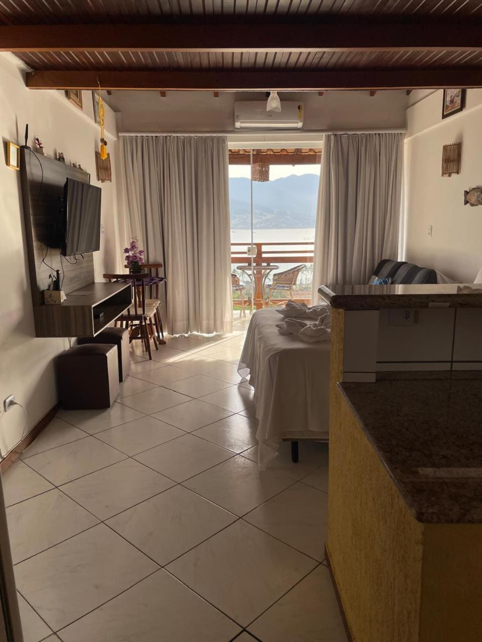 Hotel Vista Bella Ilhabela Bagian luar foto